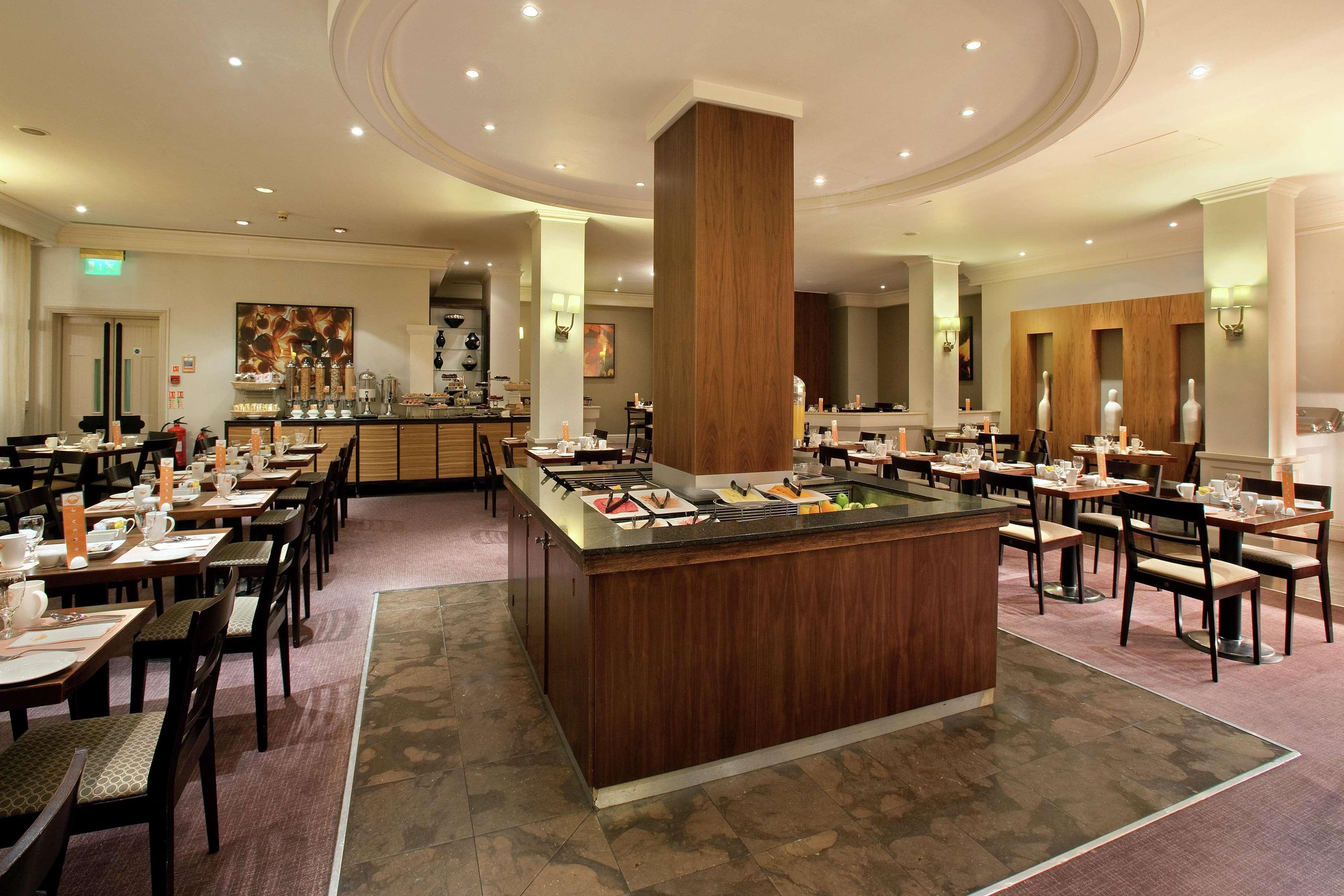 Hotel Hilton London Euston Restaurace fotografie